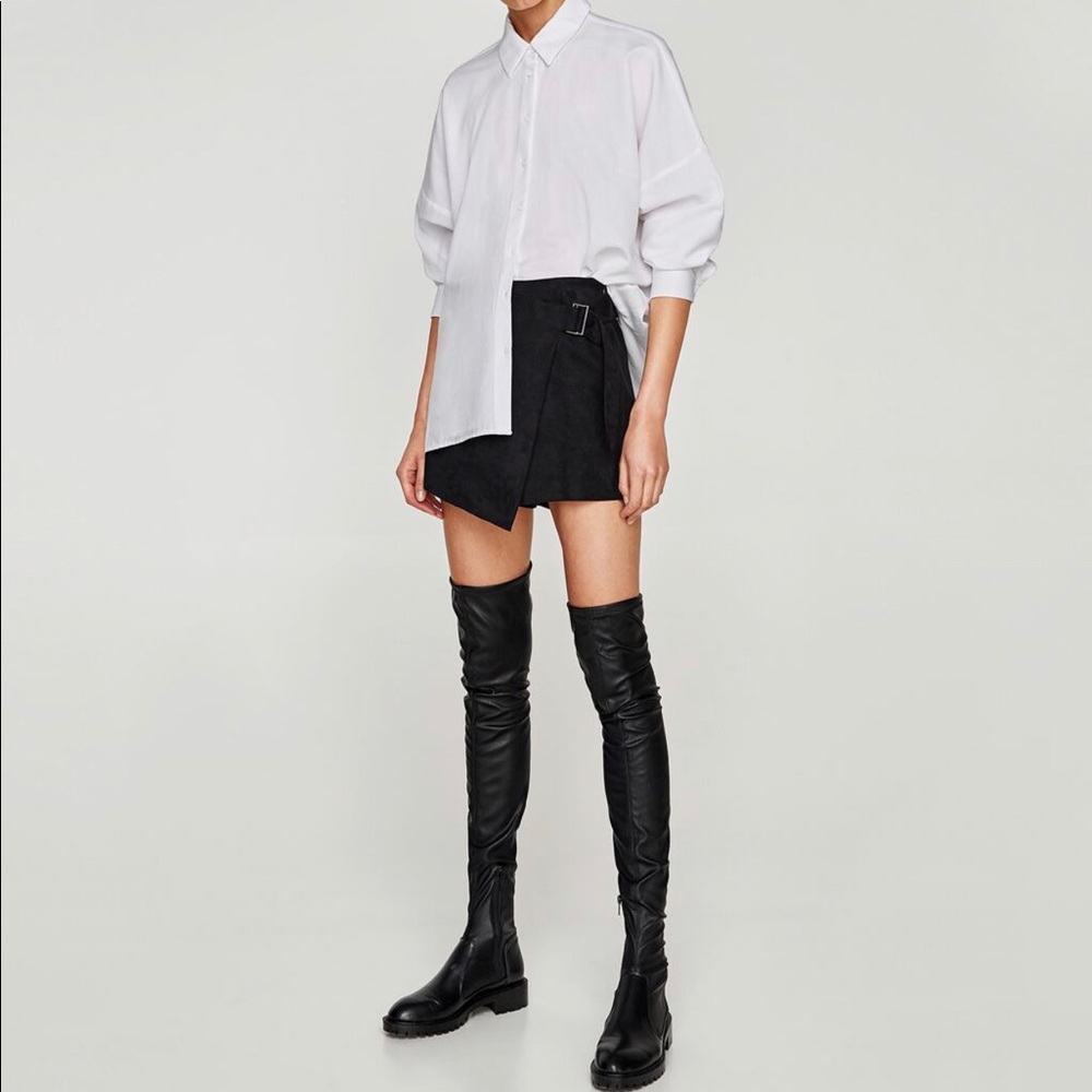 Zara Faux Suede Short -size Small